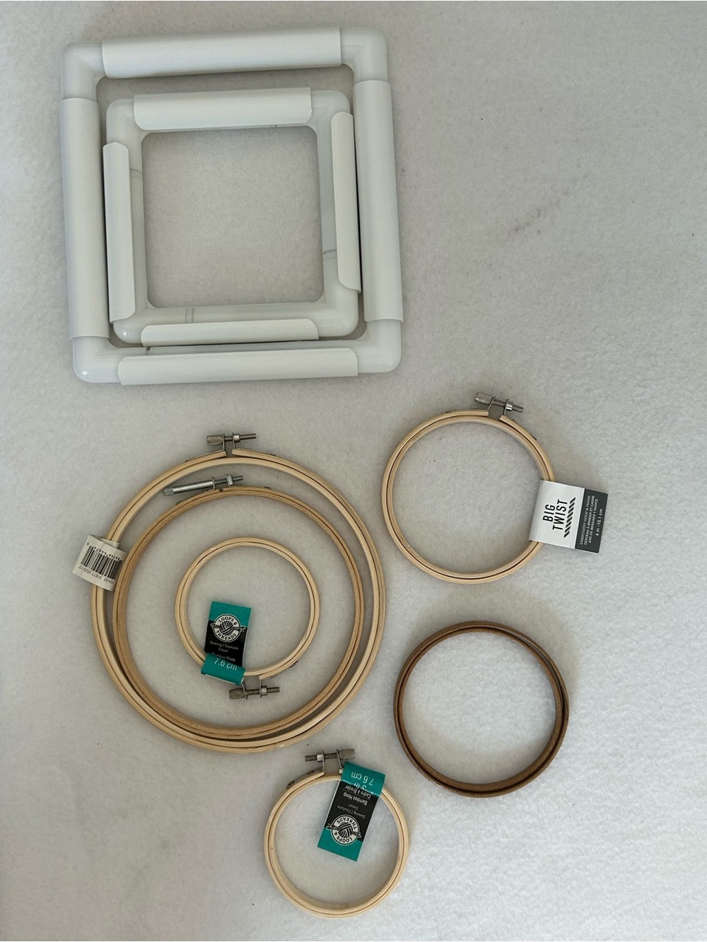Lot 8 Wooden & Q Snap Embroidery Hoops 3" 4" 6" 7" Round - Q Snap 6" 8.5" Square